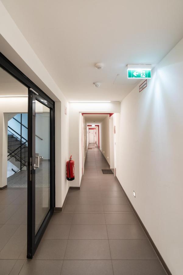Immersed Into Vienna's Life And Yet A Retreat, Minimum 30 Nights Appartement
