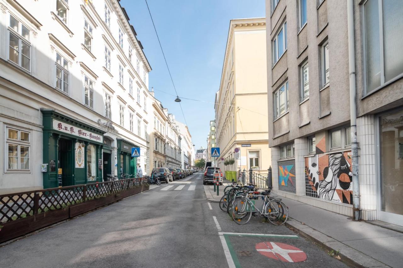 Immersed Into Vienna's Life And Yet A Retreat, Minimum 30 Nights Appartement Vienne